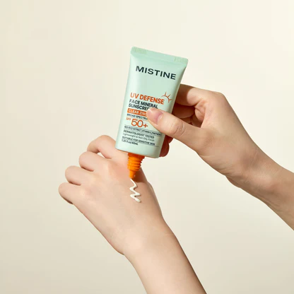 MISTINE Mineral Sunscreen Lotion SPF 50+ Travel Size