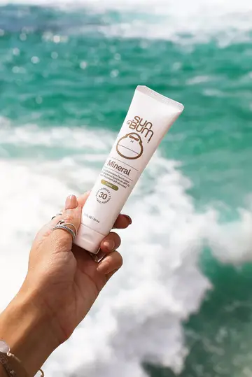 Sun Bum Mineral SPF 30 Tinted Face Sunscreen